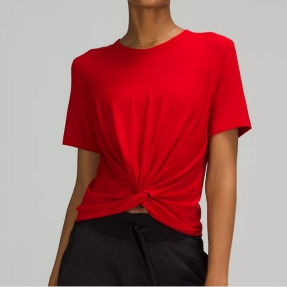 LULULEMON Short Sleeve Tee